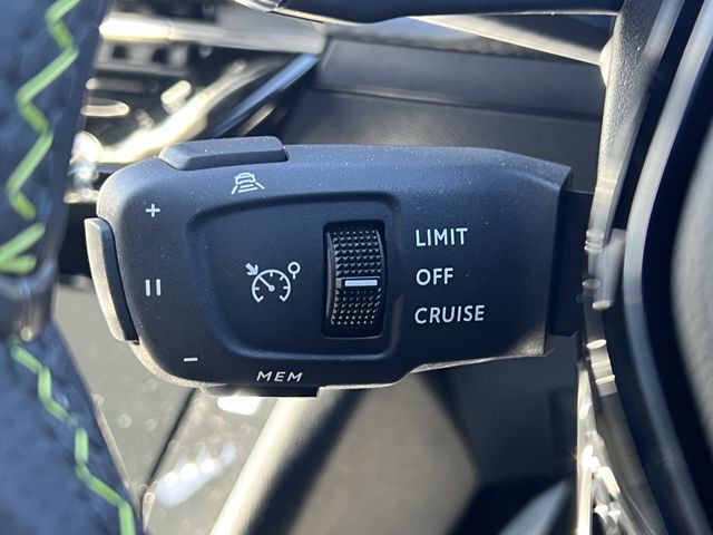 Peugeot 2008 2022-11 24167-14