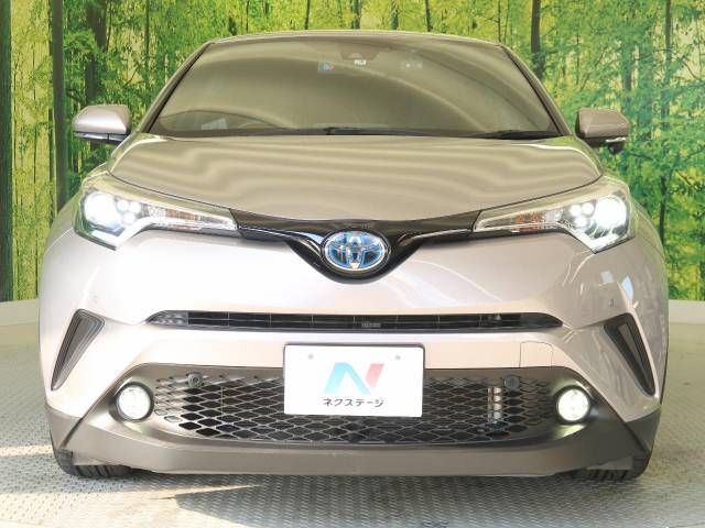 Toyota C-HR 2017-04 17947-14