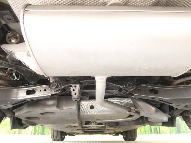 Toyota C-HR 2017-04 17947-19
