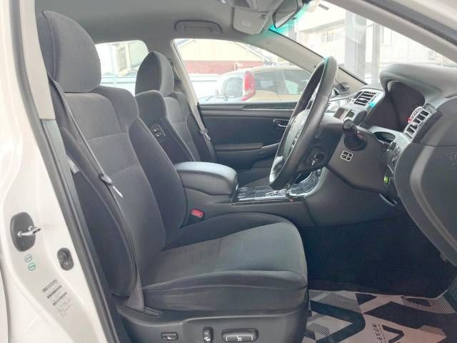 Toyota CROWN SEDAN 2006-07 180541-9