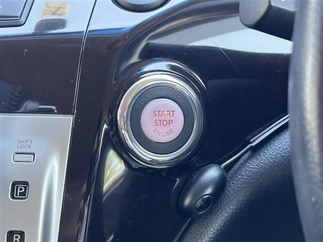 Nissan ELGRAND 2012-07 6666-12