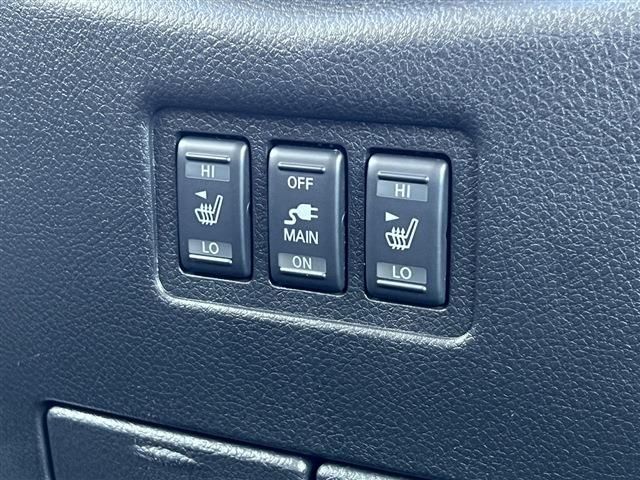 Nissan ELGRAND 2012-07 6666-16