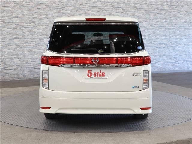 Nissan ELGRAND 2012-07 6666-7