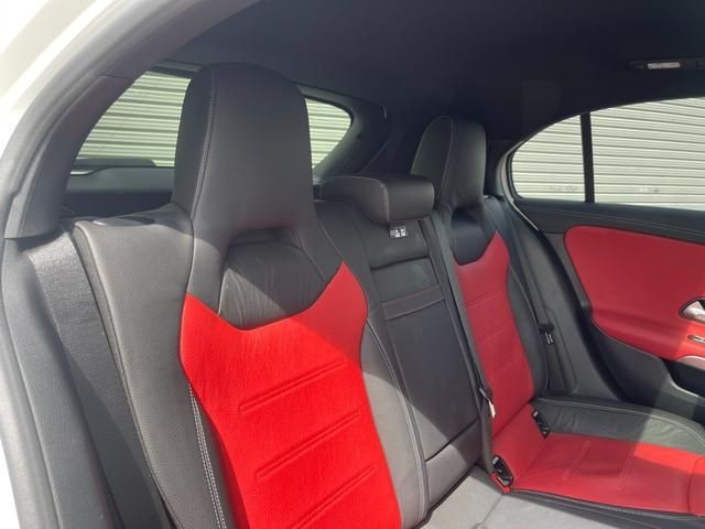 Mercedes Benz A-CLASS 2019-06 10344-18