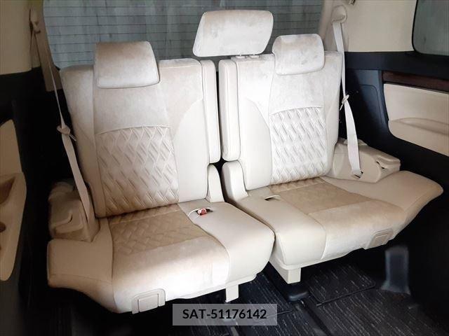 Toyota VELLFIRE 2015-04 379546-10