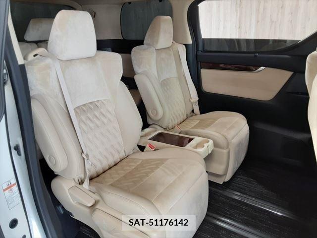 Toyota VELLFIRE 2015-04 379546-9
