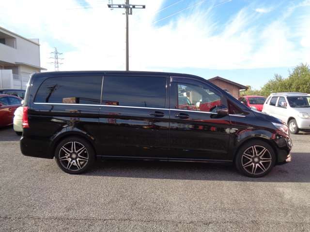 Mercedes Benz V-CLASS 2017-07 181182-5