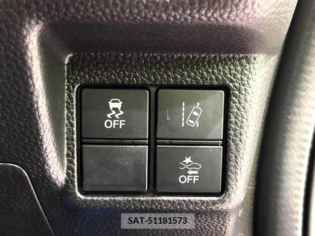 Honda N BOX CUSTOM 2017-08 307147-6