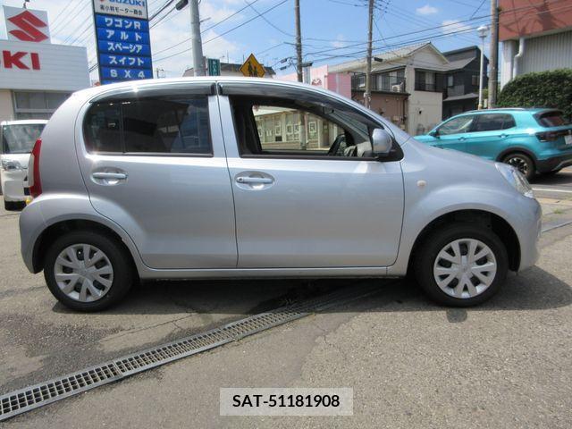 Toyota PASSO 2015-08 365980-7