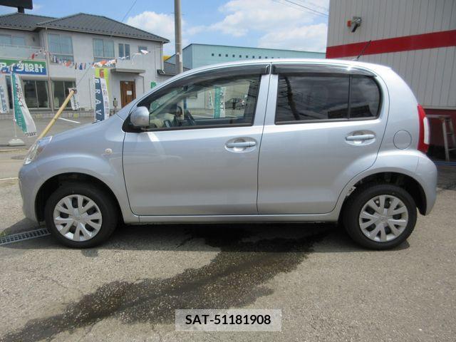 Toyota PASSO 2015-08 365980-6