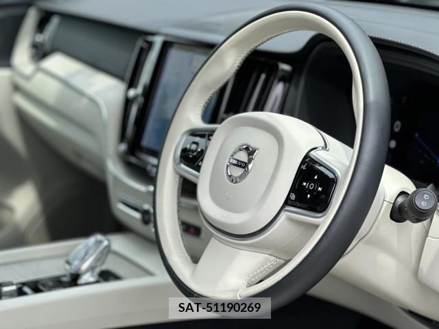 Volvo XC60 2021-11 288836-4
