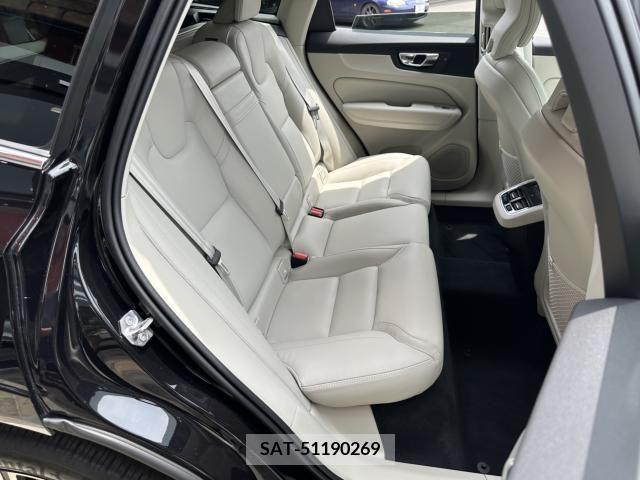 Volvo XC60 2021-11 288836-24