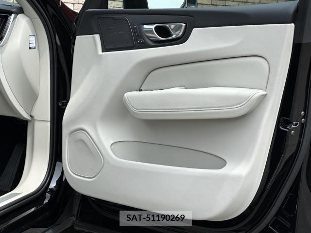 Volvo XC60 2021-11 288836-21