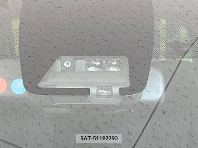 Toyota VOXY 2017-09 370457-4