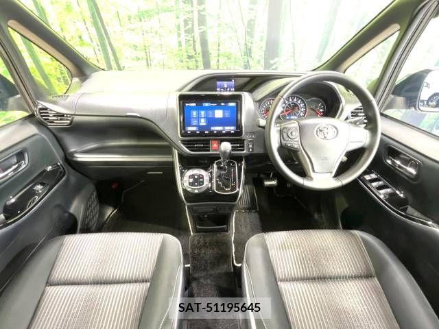 Toyota VOXY 2018-11 244942-1