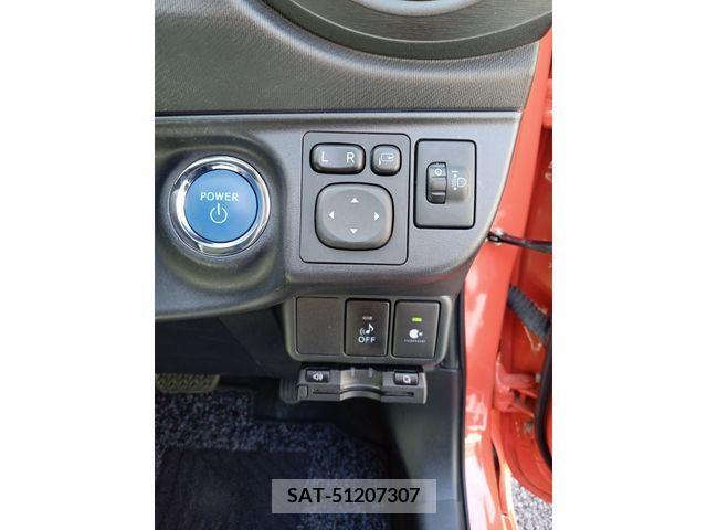 Toyota AQUA 2014-04 250265-16