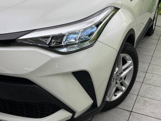 Toyota C-HR 2019-10 191725-12