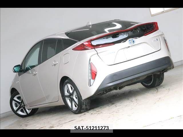Toyota PRIUS PHV 2017-03 284528-11