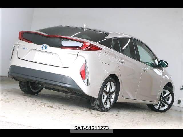Toyota PRIUS PHV 2017-03 284528-12
