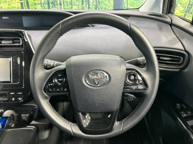 Toyota PRIUS 2020-09 196823-11