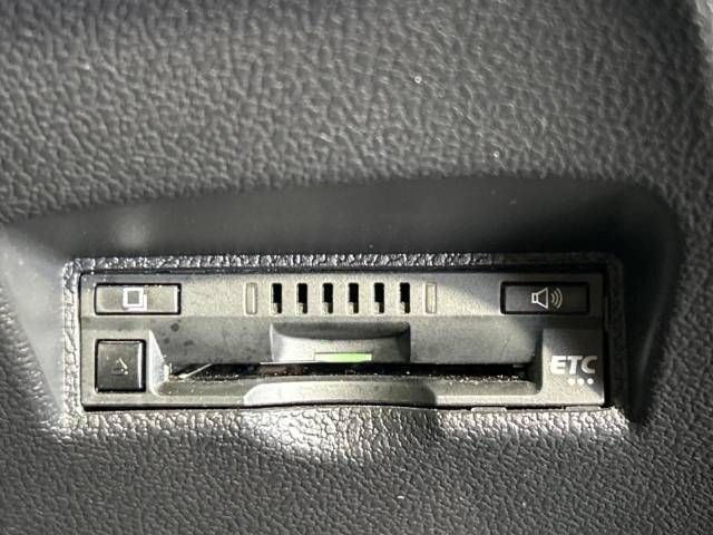 Toyota PRIUS 2020-09 196823-7