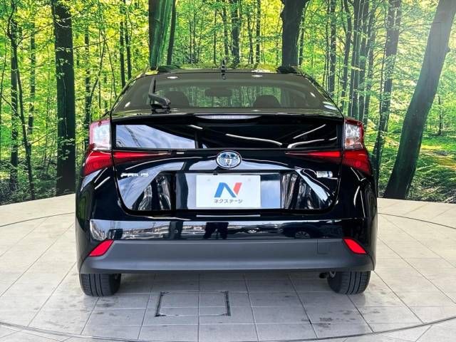 Toyota PRIUS 2020-09 196823-15