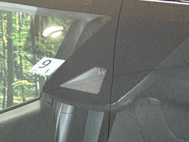 Toyota PRIUS 2020-09 196823-4