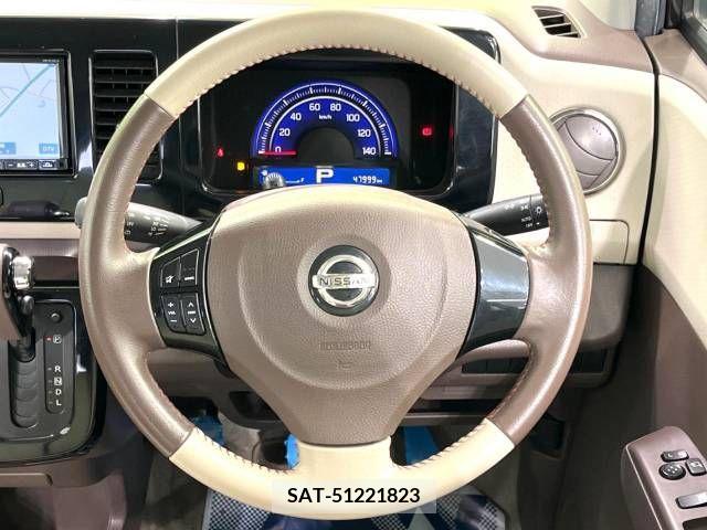 Nissan MOCO 2014-10 324569-11