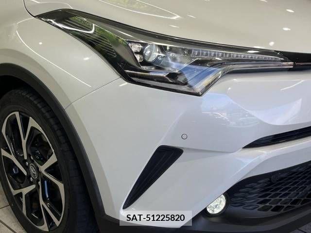 Toyota C-HR 2017-04 322985-12