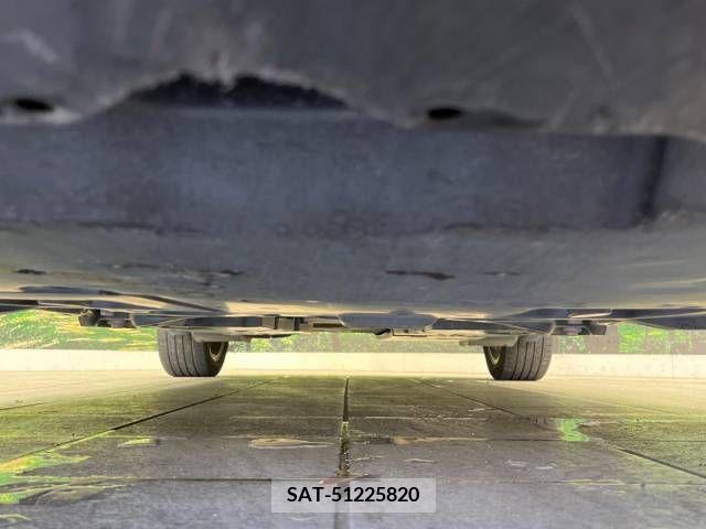 Toyota C-HR 2017-04 322985-19