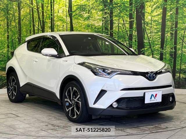Toyota C-HR 2017-04 322985-16