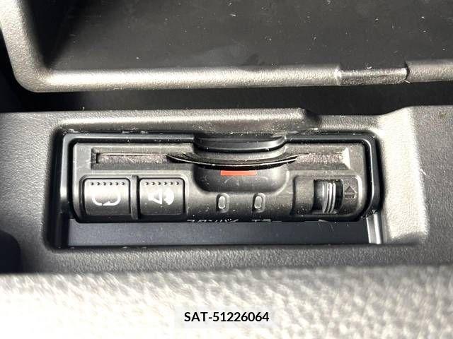 Nissan SERENA 2011-03 387295-7