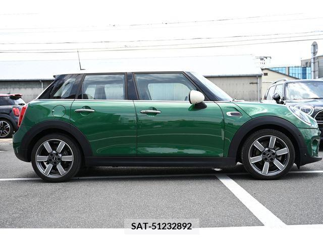 Bmw MINI 2019-09 319892-3