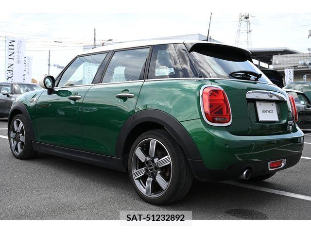 Bmw MINI 2019-09 319892-6