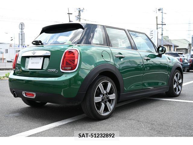 Bmw MINI 2019-09 319892-4
