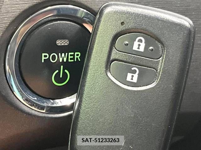 Toyota PRIUS 2009-09 322071-7