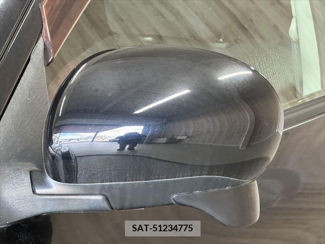 Nissan JUKE 2010-07 338438-21