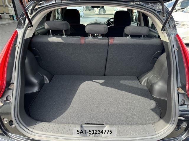Nissan JUKE 2010-07 338438-6