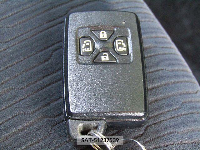 Toyota ALPHARD 2012-07 241887-21