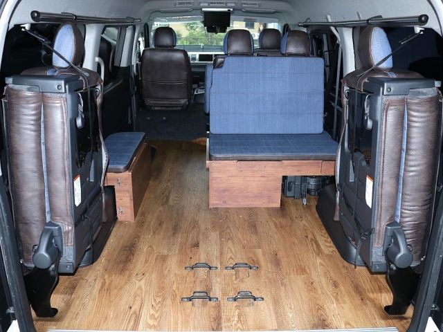 Toyota HIACE WAGON 2021-01 195527-9