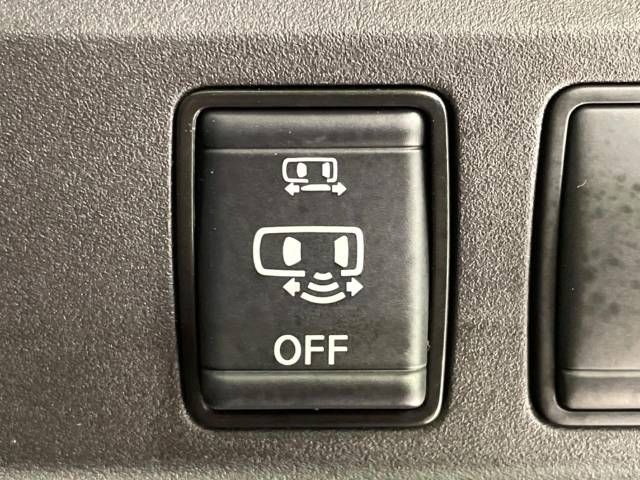 Nissan SERENA 2022-06 194054-3
