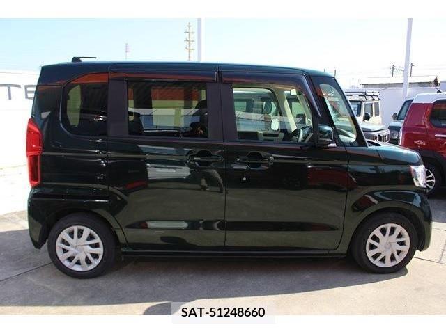 Honda N BOX 2019-05 217139-6