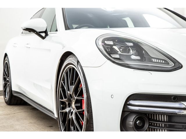 Porsche PANAMERA 2019-09 4089-16