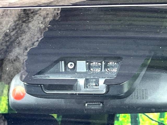 Toyota VOXY 2018-01 19634-4