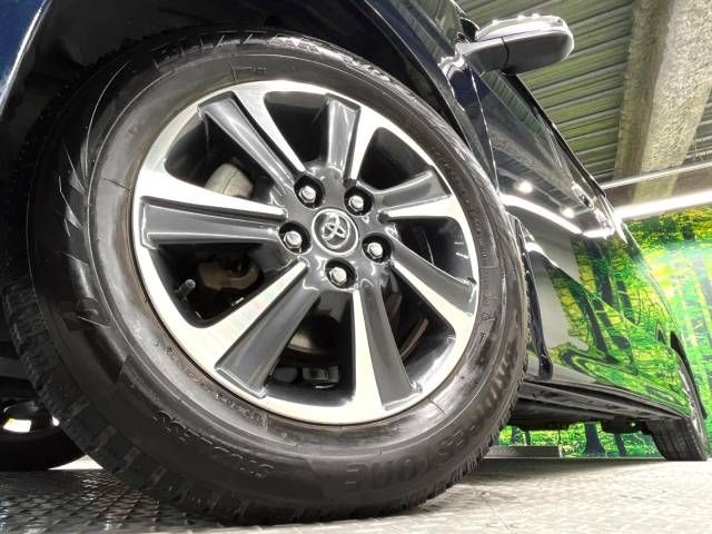 Toyota VOXY 2018-01 19634-13