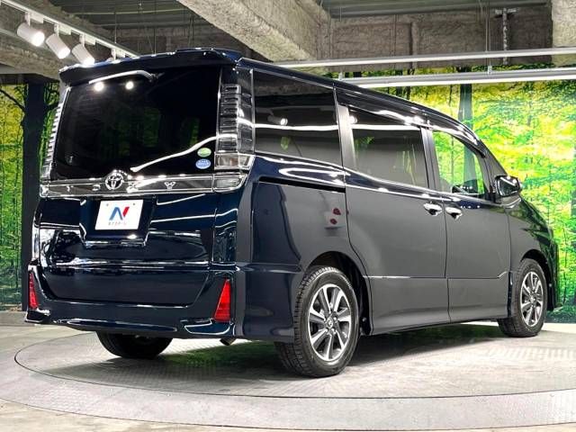 Toyota VOXY 2018-01 19634-17