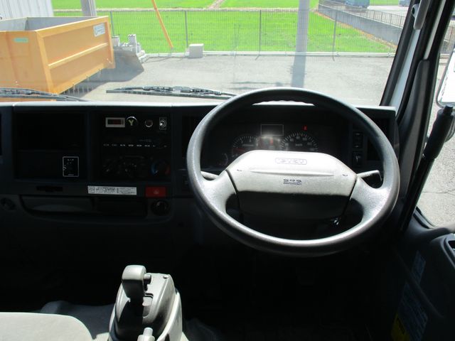 Isuzu ELF TRUCK 2013-02 987-15