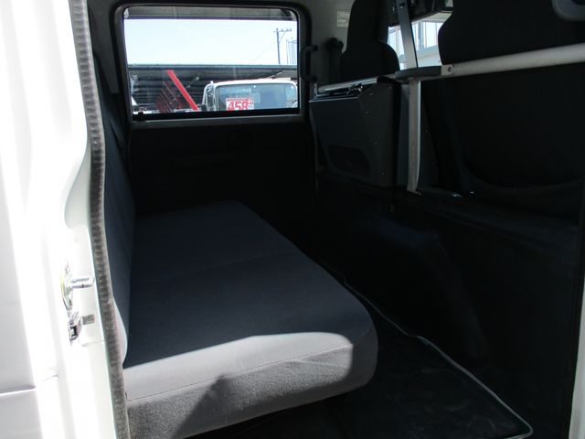 Isuzu ELF TRUCK 2013-02 987-22