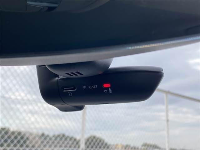 Audi A4 2016-12 14297-12