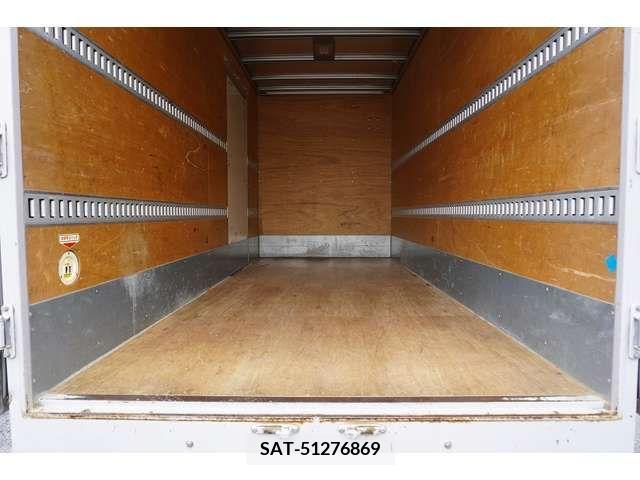 Mitsubishi CANTER 2017-02 294784-18